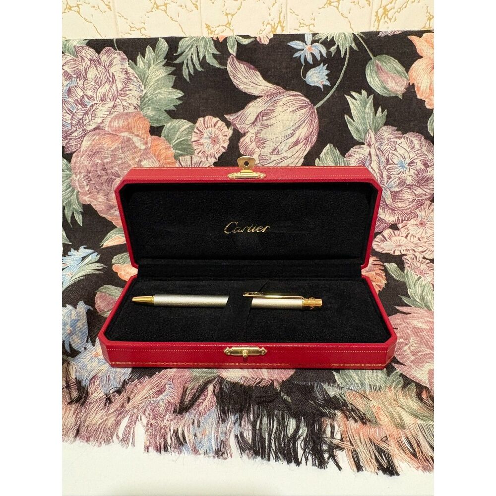 Lightly Used Authentic Cartier ballpoint pen with leather case